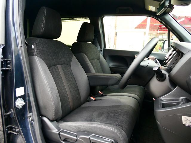 N-WGN CUSTOM