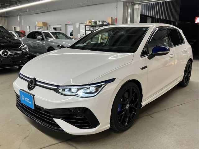 VOLKSWAGEN GOLF R