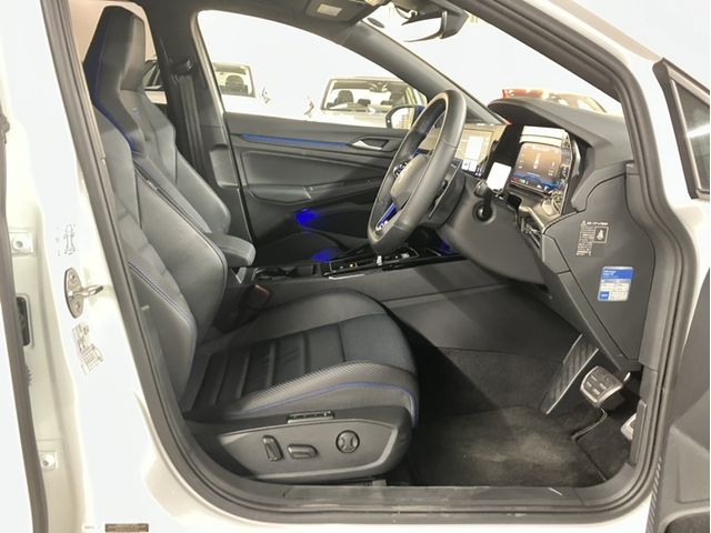 VOLKSWAGEN GOLF R