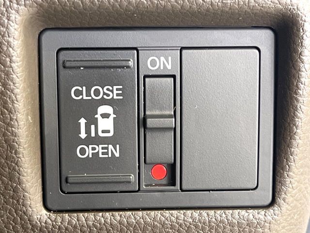 N BOX