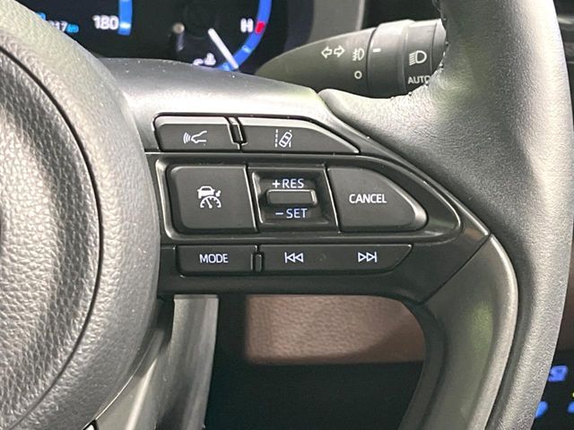 YARIS CROSS HYBRID