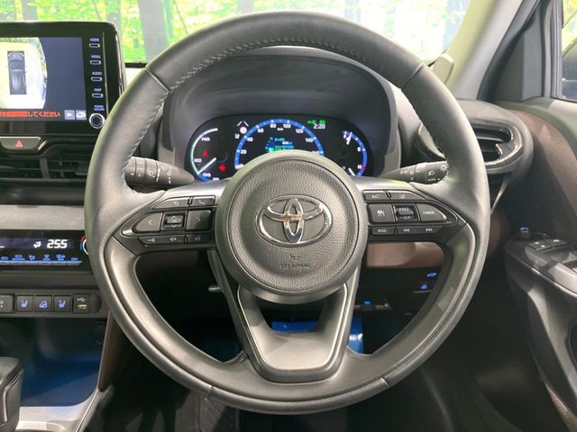 YARIS CROSS HYBRID