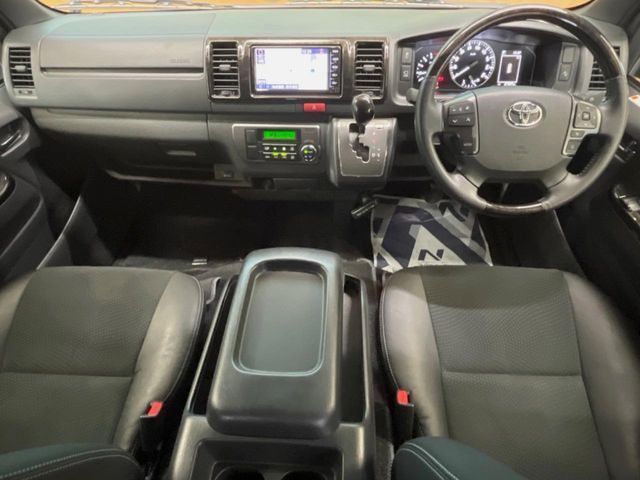 HIACE van 2WD