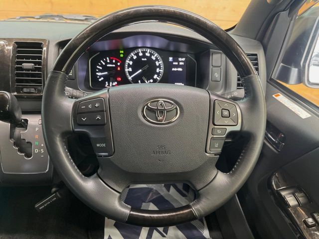 HIACE van 2WD