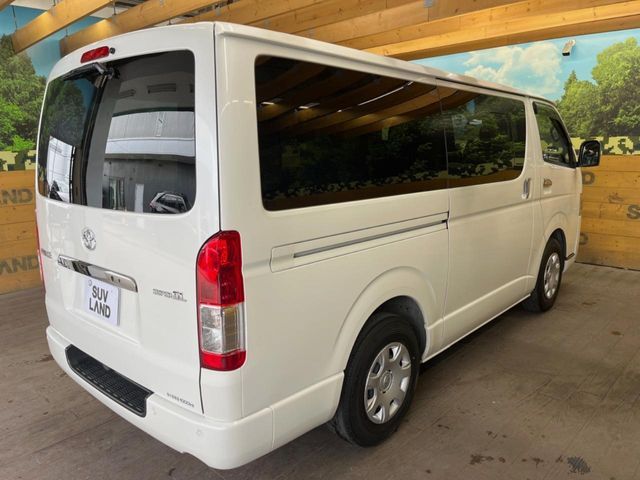 HIACE van 2WD