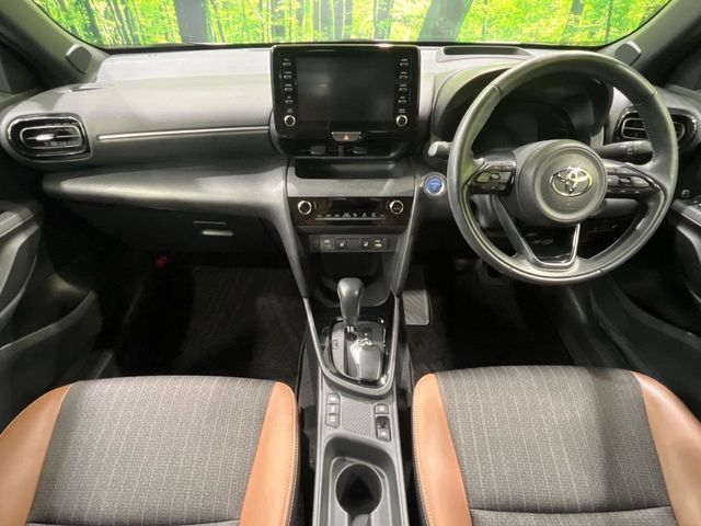 YARIS CROSS HYBRID