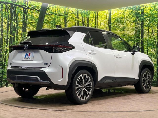 YARIS CROSS HYBRID