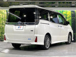 VOXY HYBRID
