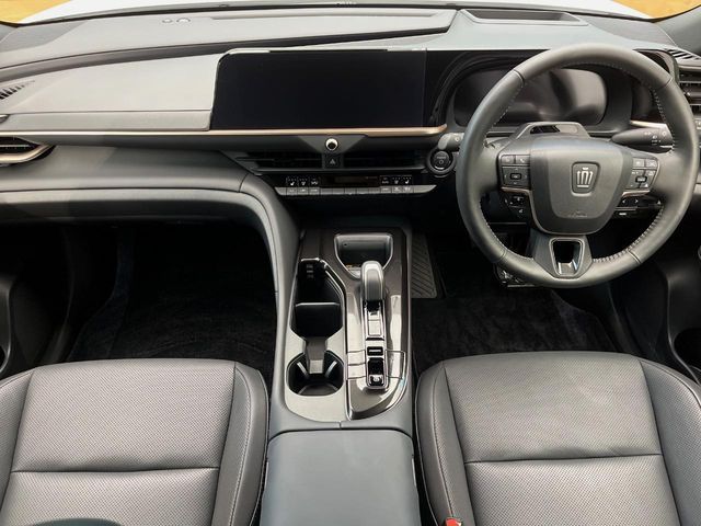 CROWN SPORT