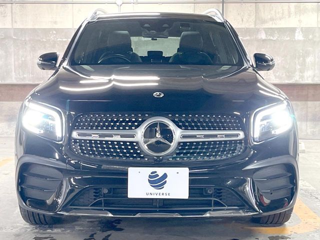 MERCEDES BENZ GLB