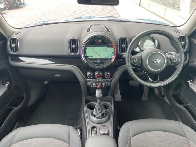 BMW MINI COOPER D CROSSOVER