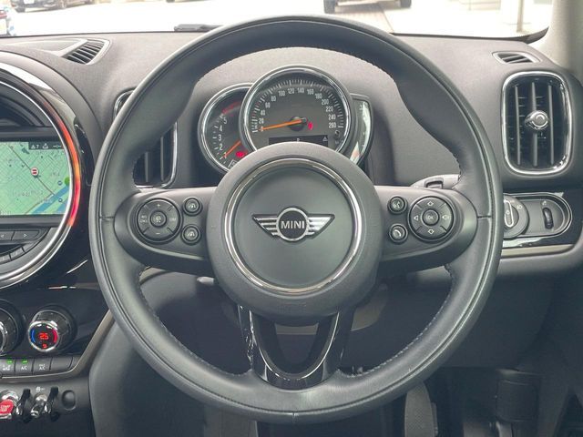 BMW MINI COOPER D CROSSOVER