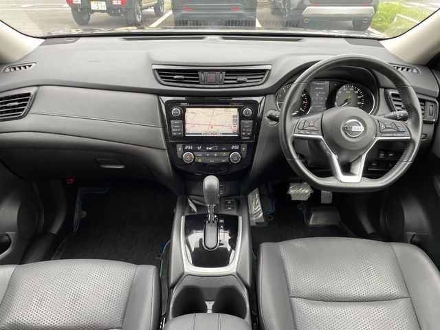 X-TRAIL HYBRID 2WD