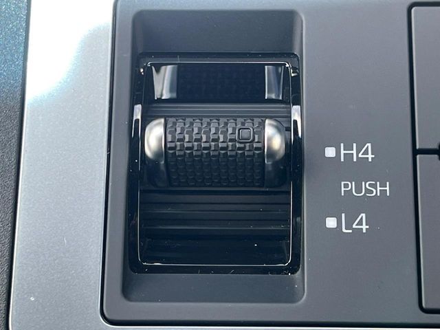LANDCRUISER 250