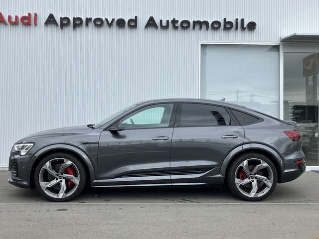 AUDI SQ8 e-tron SPORTBACK