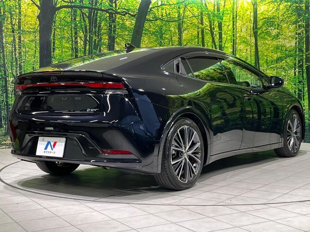 PRIUS 4WD