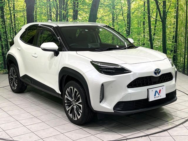 YARIS CROSS HYBRID
