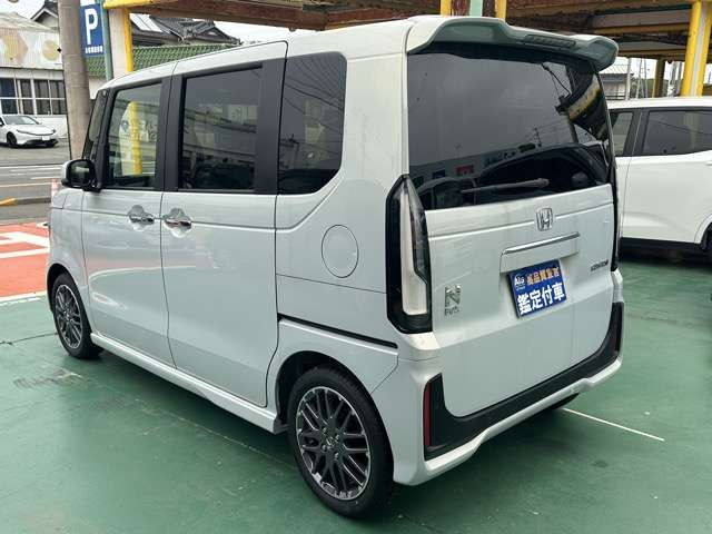 N BOX CUSTOM