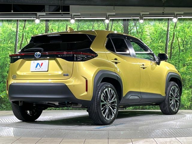 YARIS CROSS HYBRID