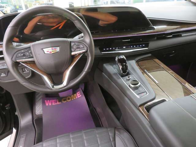 CADILLAC ESCALADE