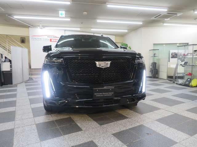 CADILLAC ESCALADE