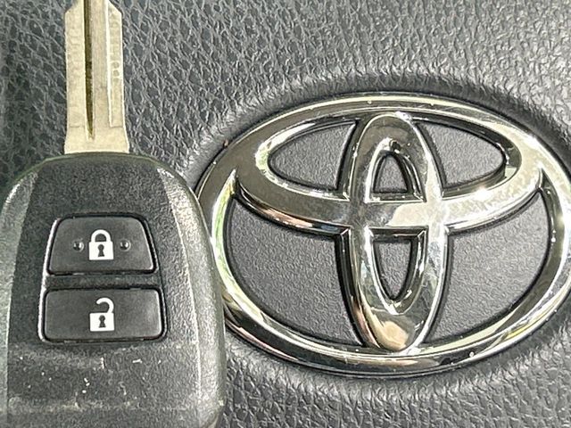 COROLLA AXIO HYBRID