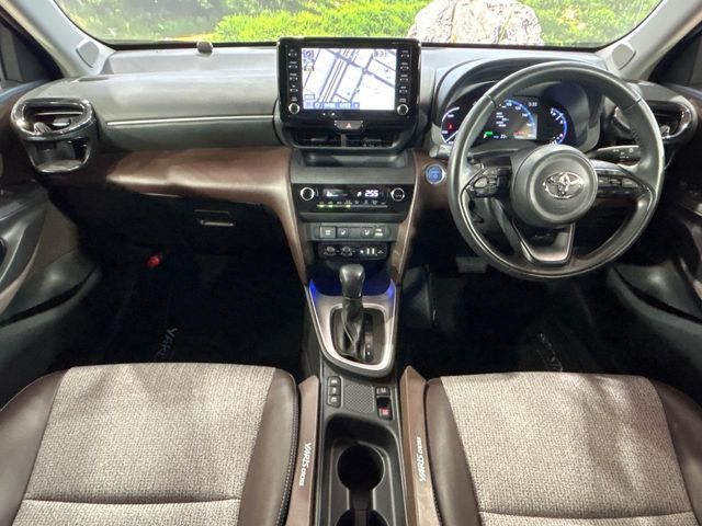 YARIS CROSS HYBRID