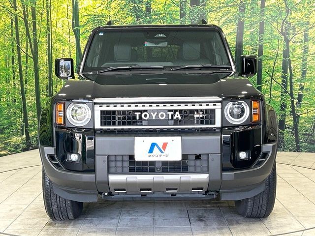 LANDCRUISER 250