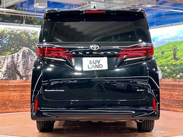 ALPHARD hybrid