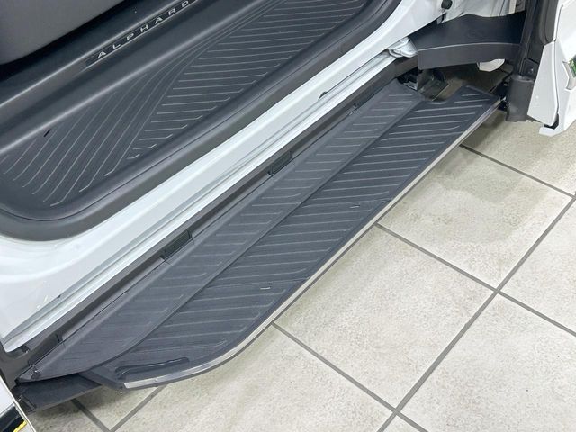 ALPHARD hybrid