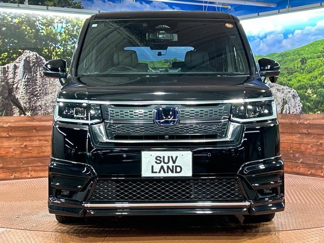 STEPWAGON e:HEV SPADA