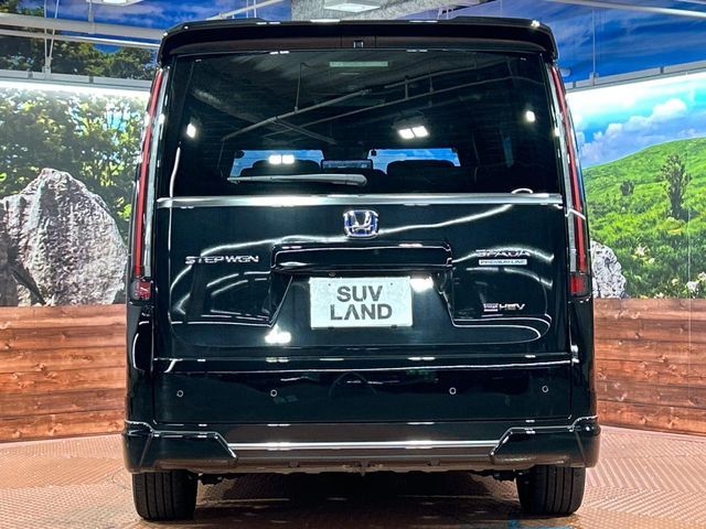 STEPWAGON e:HEV SPADA