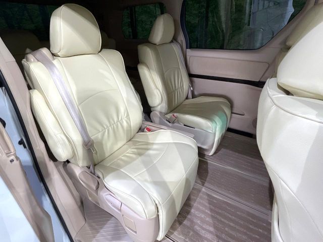 ALPHARD hybrid 4WD