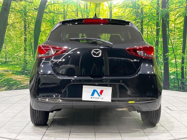 MAZDA2
