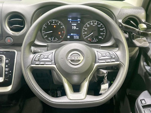 CARAVAN van 2WD