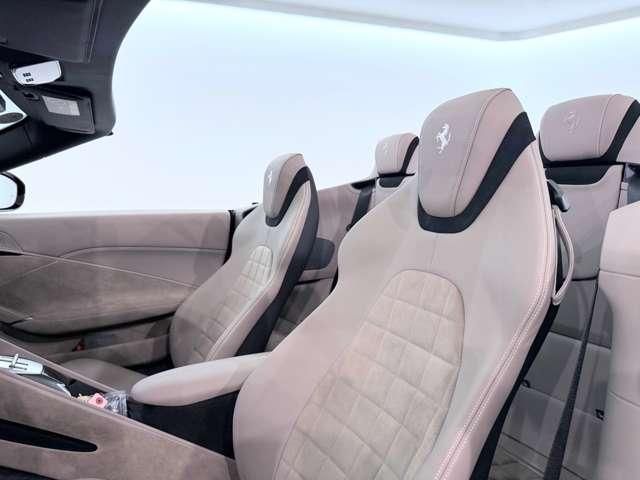 FERRARI Roma Spider