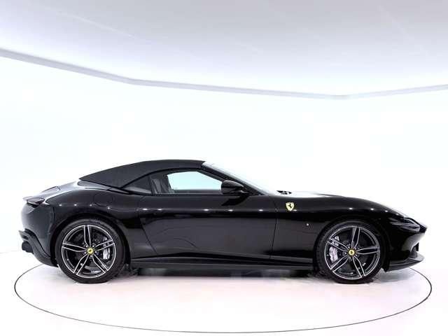 FERRARI Roma Spider
