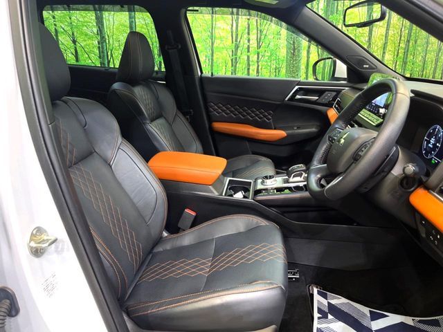 OUTLANDER PHEV