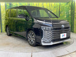 VOXY HYBRID