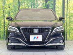 CROWN sedan hybrid