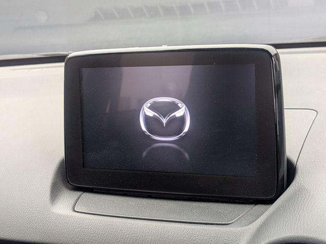 MAZDA2