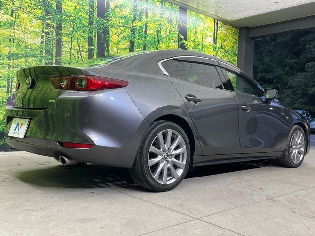 MAZDA3 SEDAN