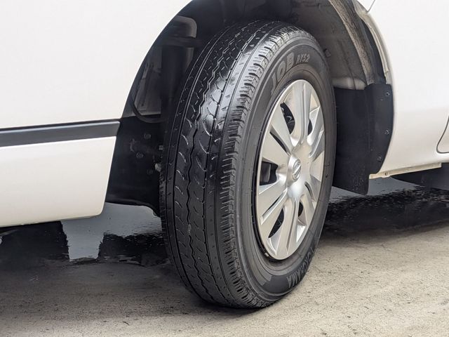 NV350 CARAVAN 4WD