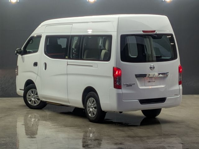NV350 CARAVAN 4WD