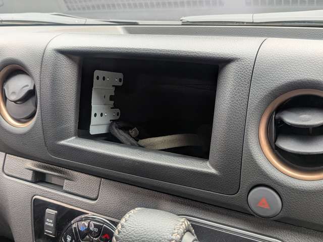 CARAVAN van 2WD