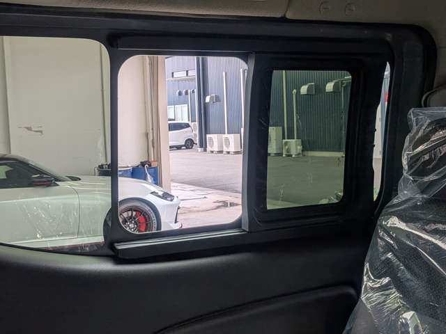 CARAVAN van 2WD