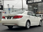 CROWN sedan