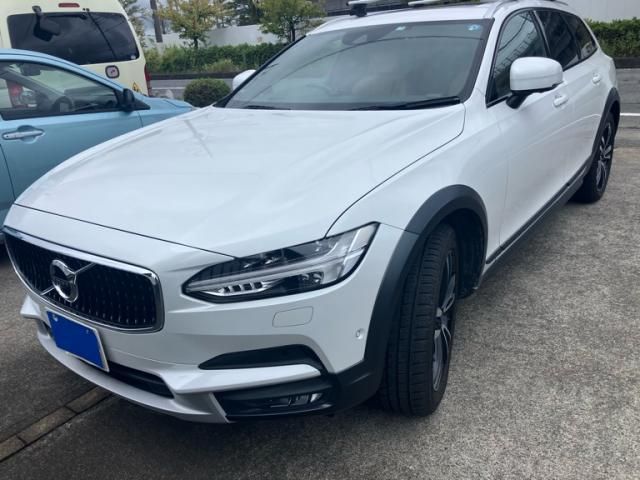 VOLVO V90 CROSS COUNTRY