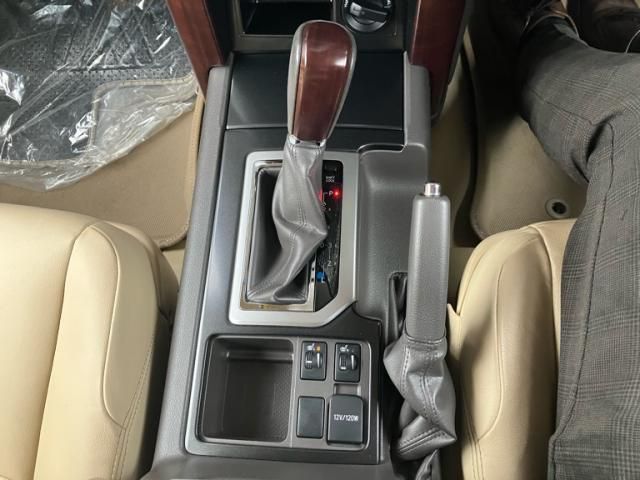 LANDCRUISER PRADO