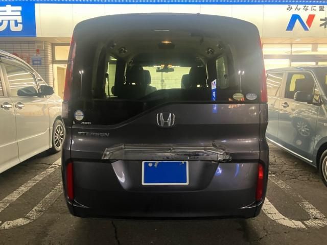 STEPWAGON 4WD